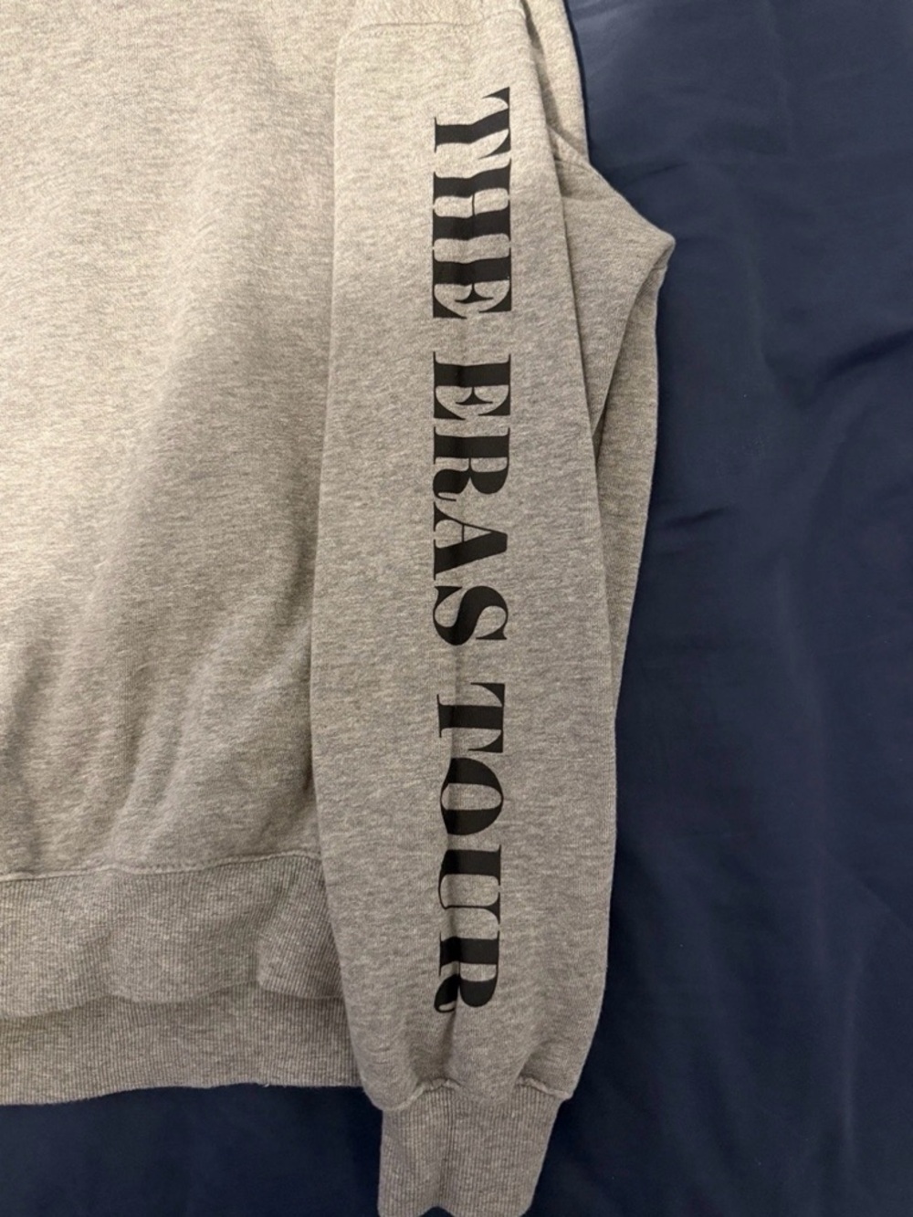 Taylor Swift Eras Tour Gray Quarter Zip Merch Small NEW - Picture 4 of 6